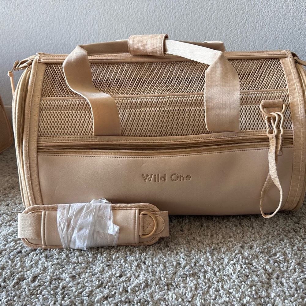 Wild One Tan Pet Carrier